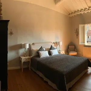 Apartment La Casina Del Centro, Lucca