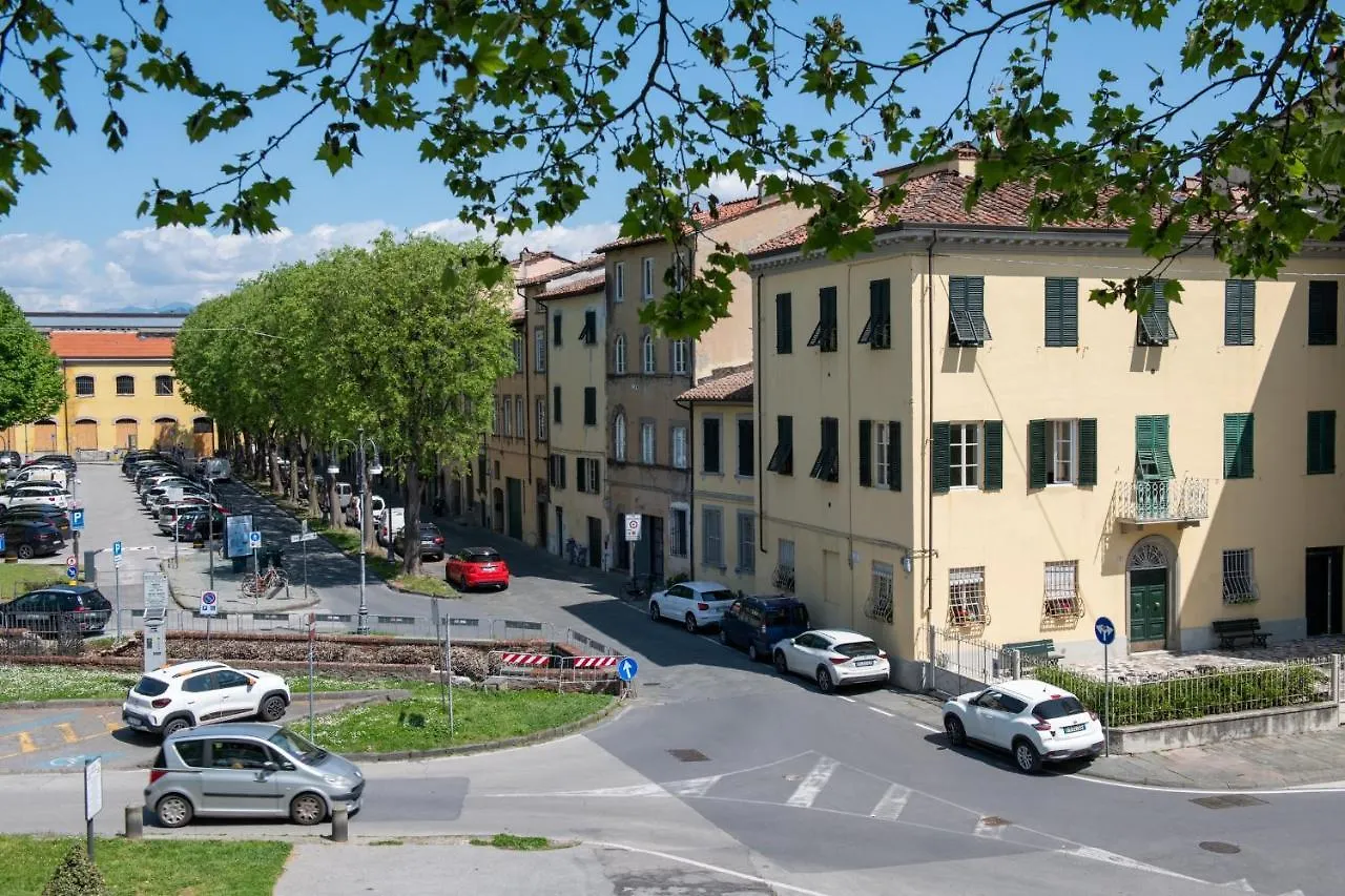 Cittadella Homes Lucca 0*,  Itálie